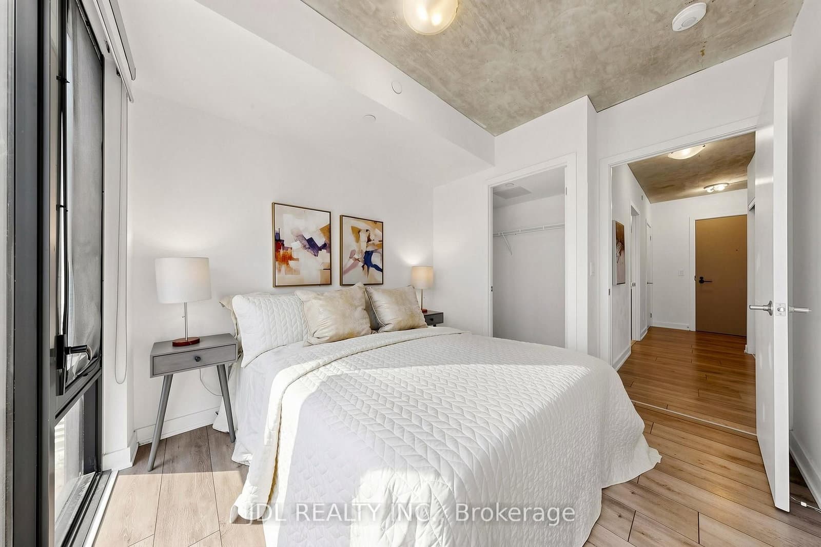 47 Mutual Street, Unit 2502 thumbnail 20