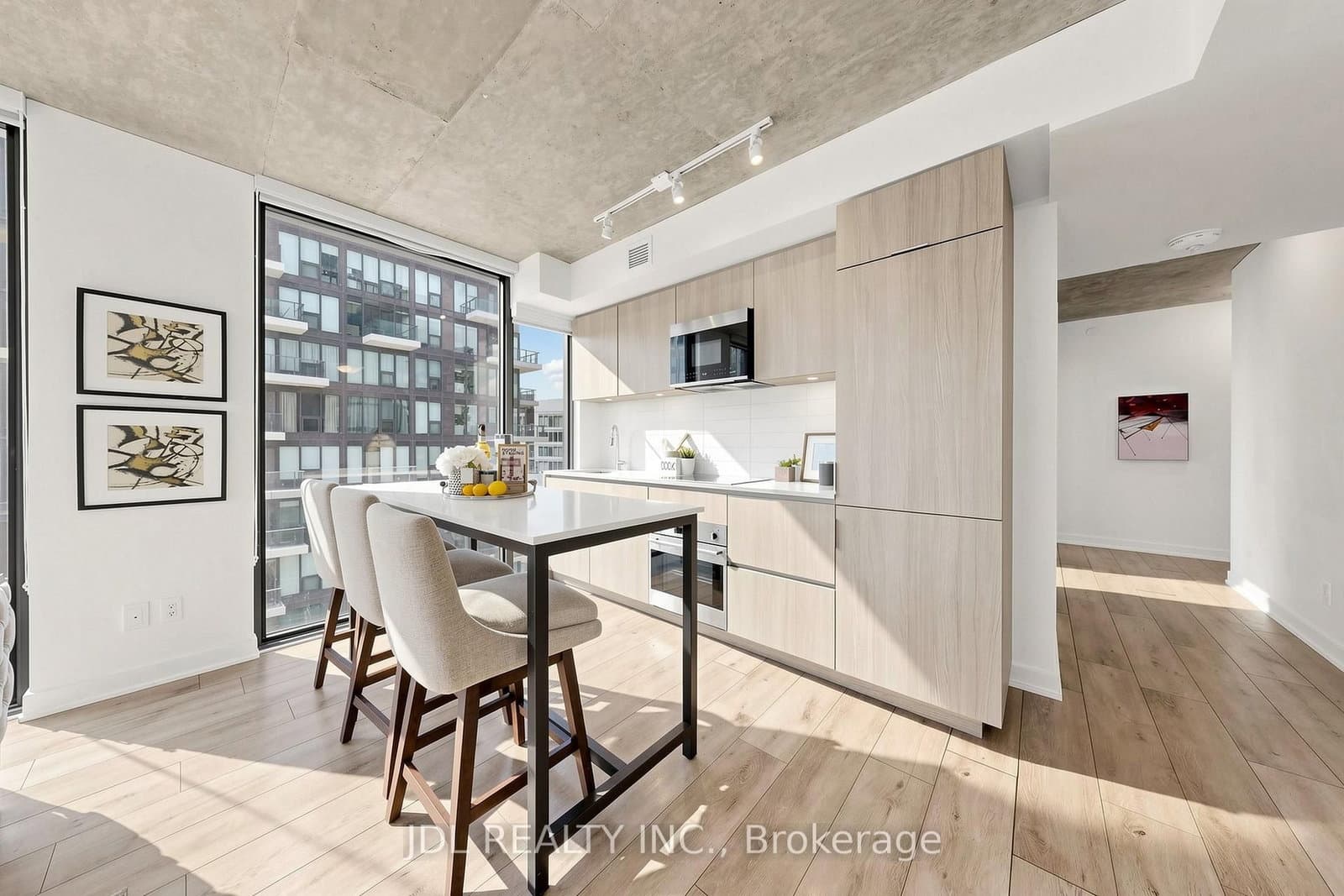 47 Mutual Street, Unit 2502 thumbnail 4