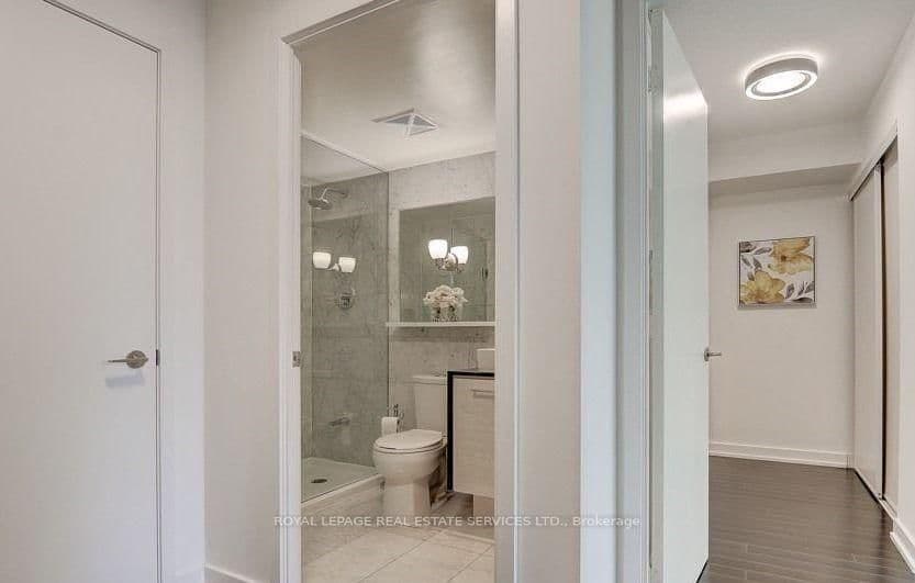 121 Mcmahon Drive, Unit TH7 thumbnail 18