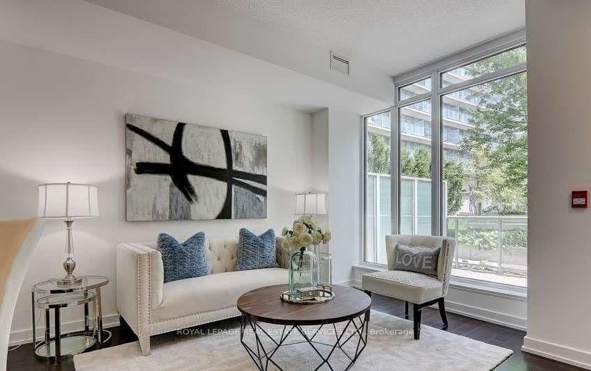 121 Mcmahon Drive, Unit TH7 thumbnail 6