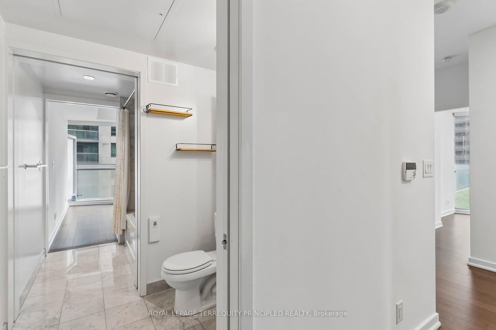 12 York Street, Unit 307 thumbnail 18