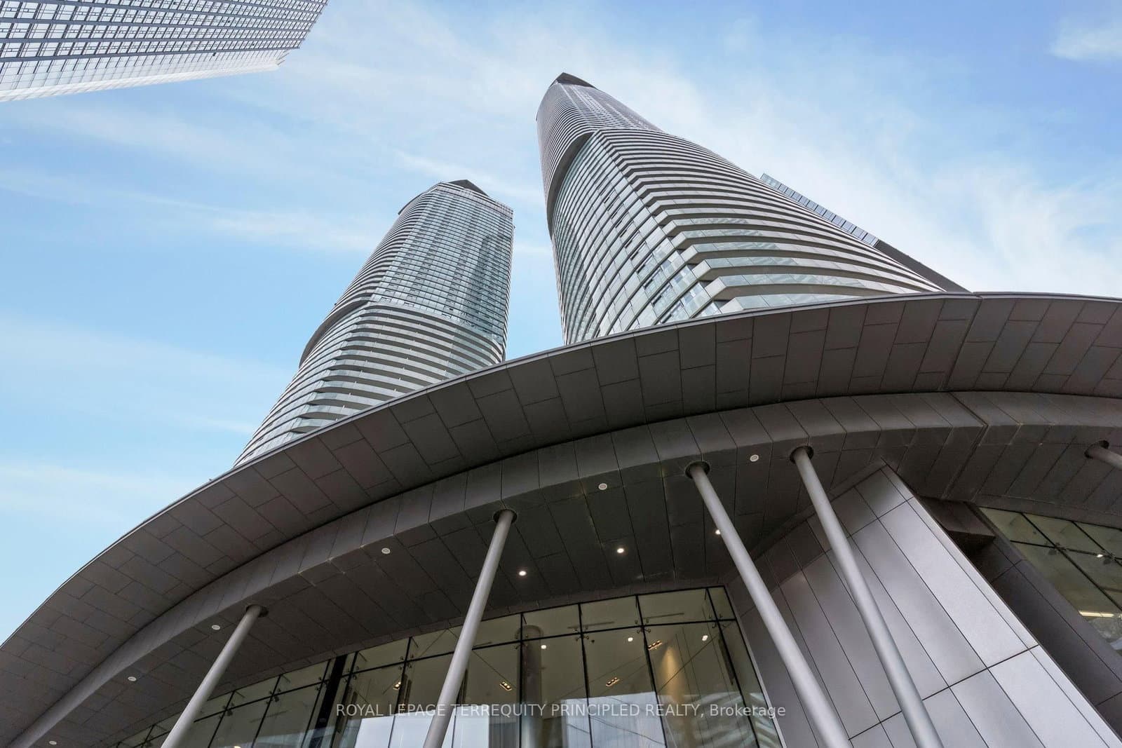 12 York Street, Unit 307 thumbnail 32