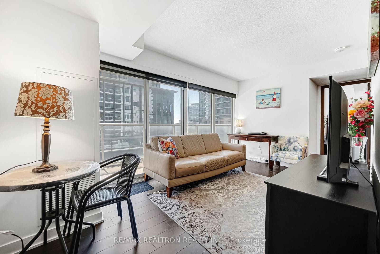 19 Bathurst Street, Unit 811 thumbnail 10