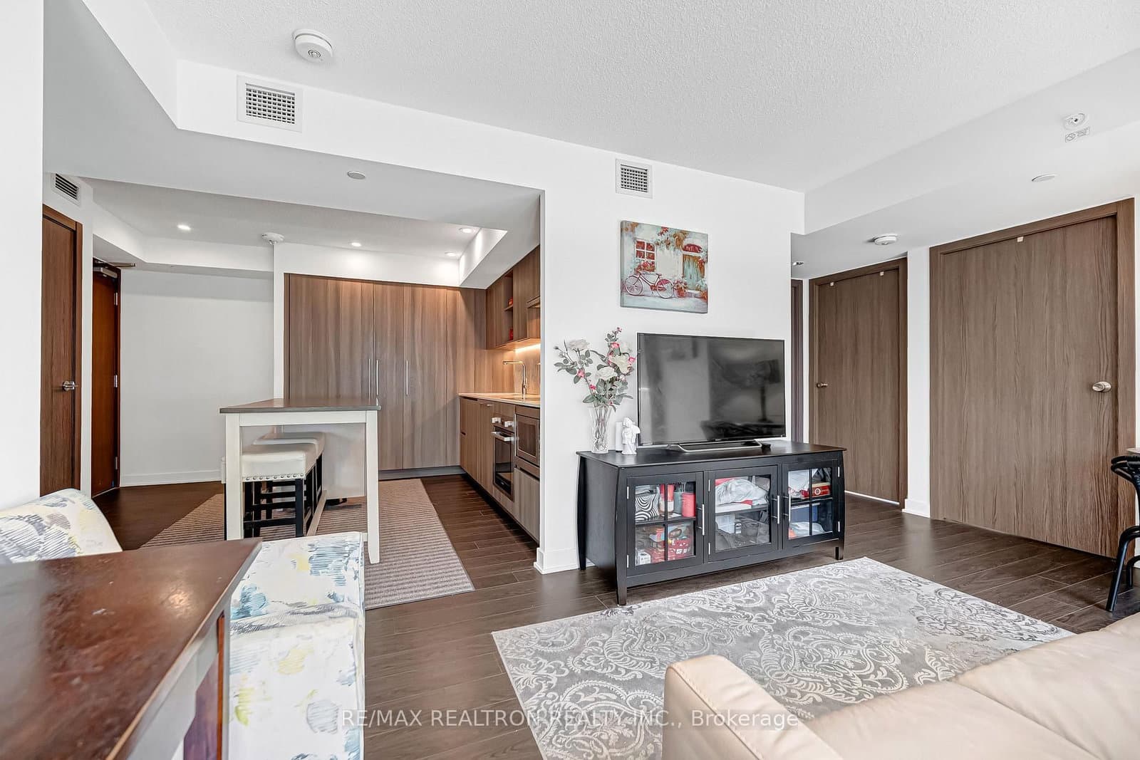 19 Bathurst Street, Unit 811 thumbnail 13