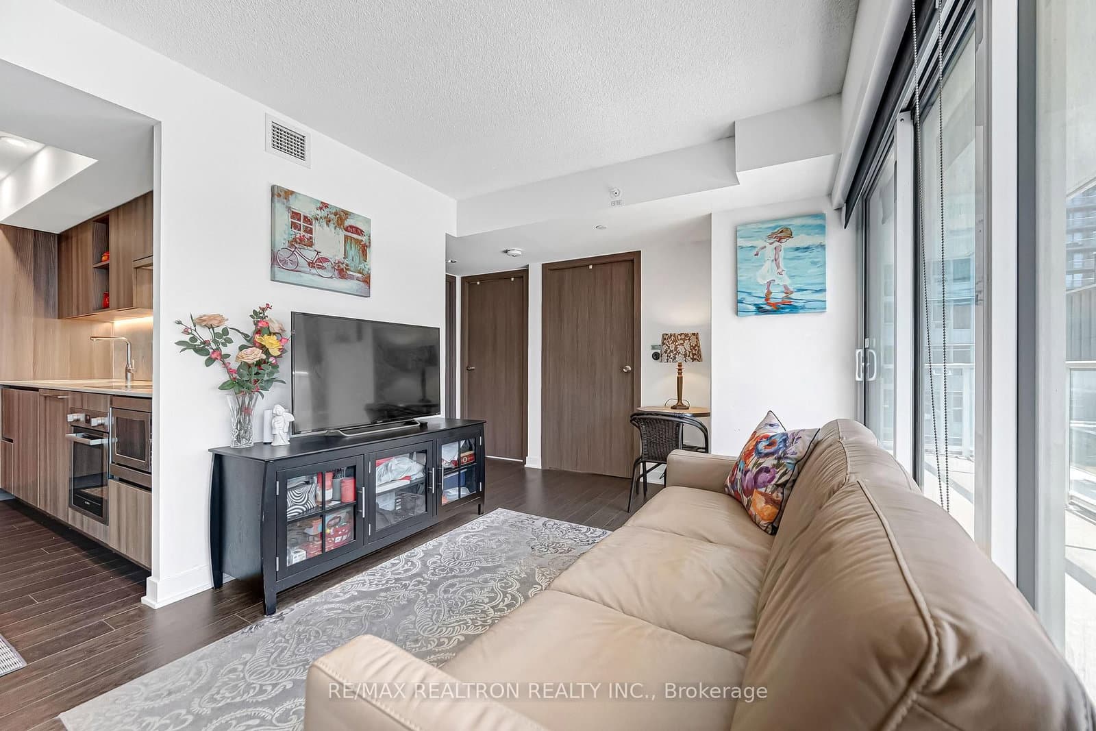 19 Bathurst Street, Unit 811 thumbnail 14