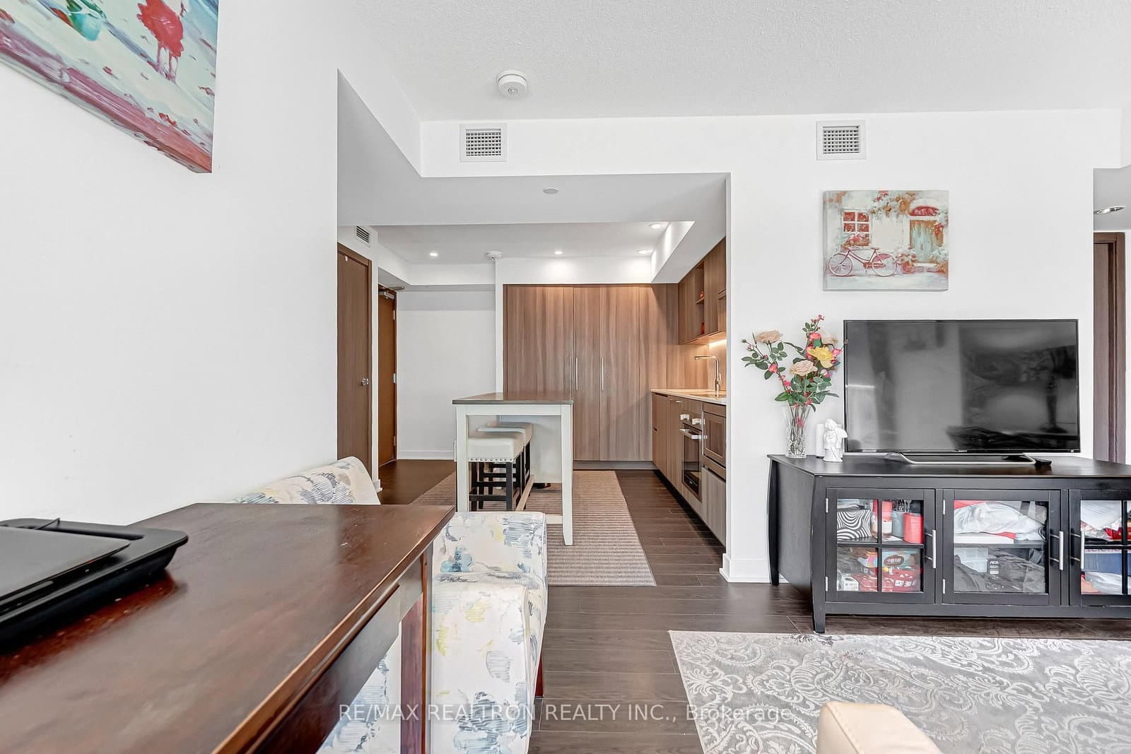 19 Bathurst Street, Unit 811 thumbnail 16