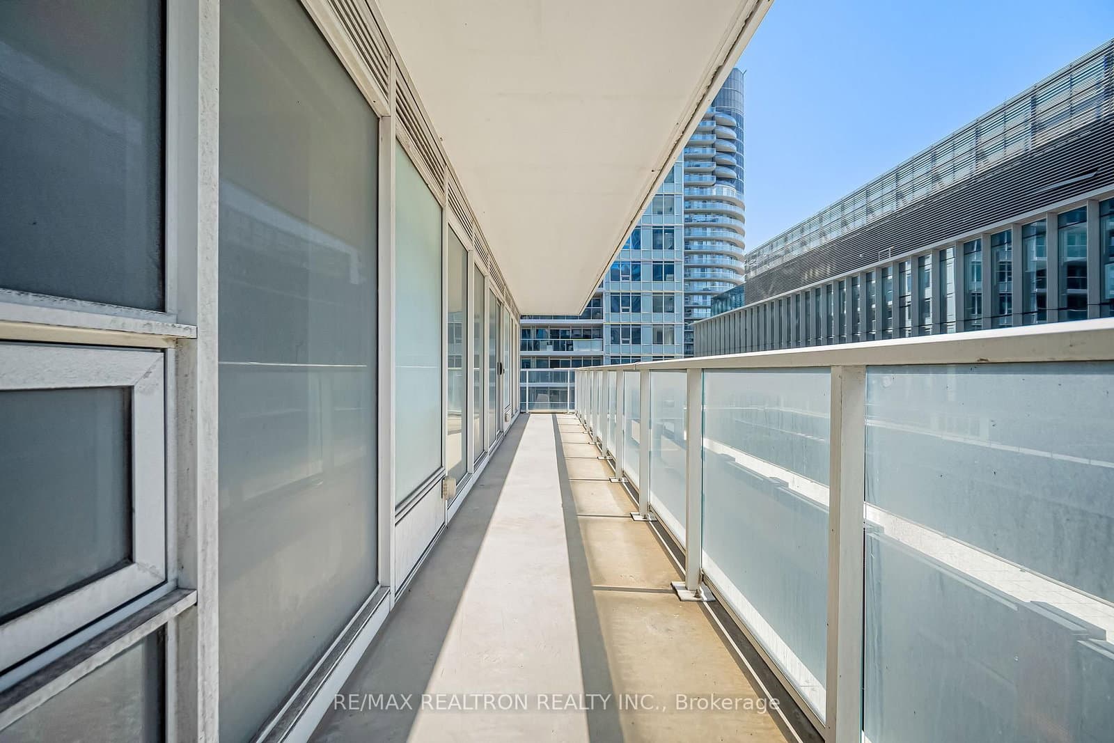 19 Bathurst Street, Unit 811 thumbnail 30