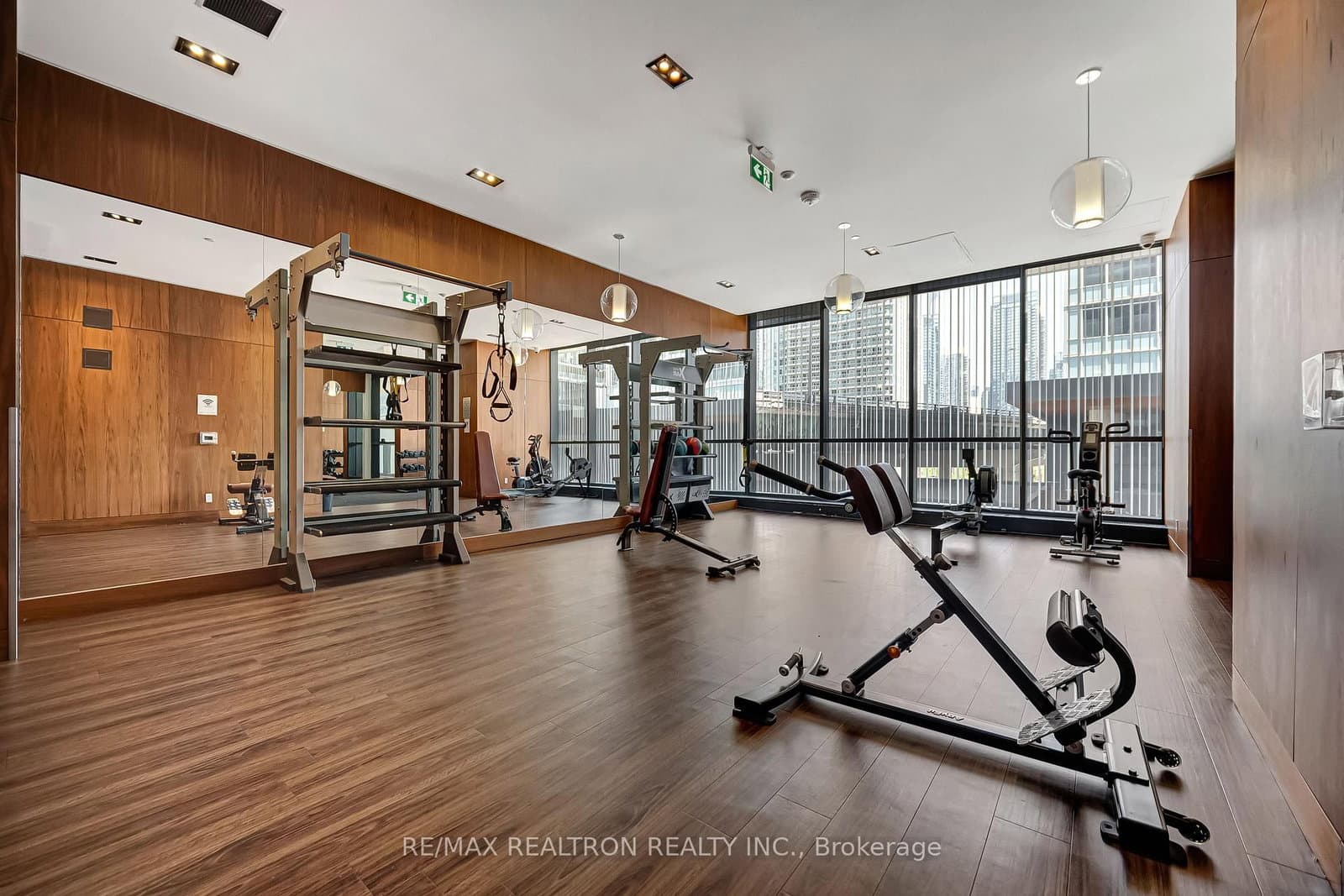 19 Bathurst Street, Unit 811 thumbnail 40