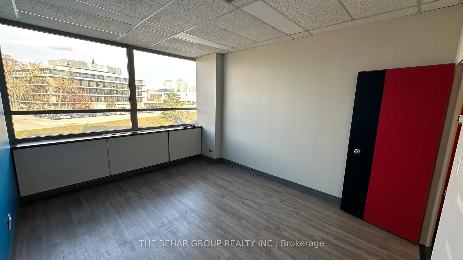 15 Gervais Drive, Unit 300 thumbnail 11