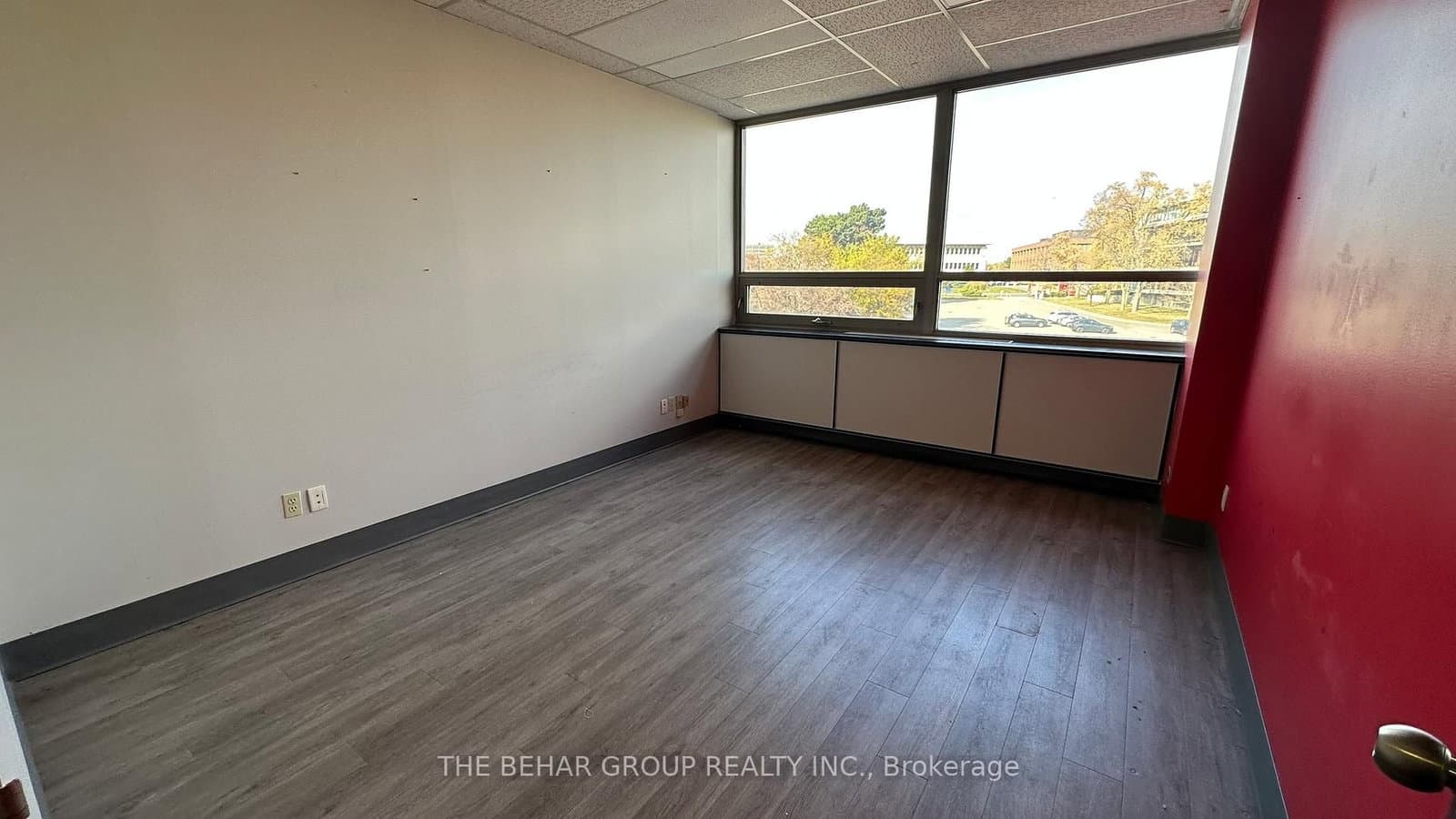 15 Gervais Drive, Unit 300 thumbnail 8