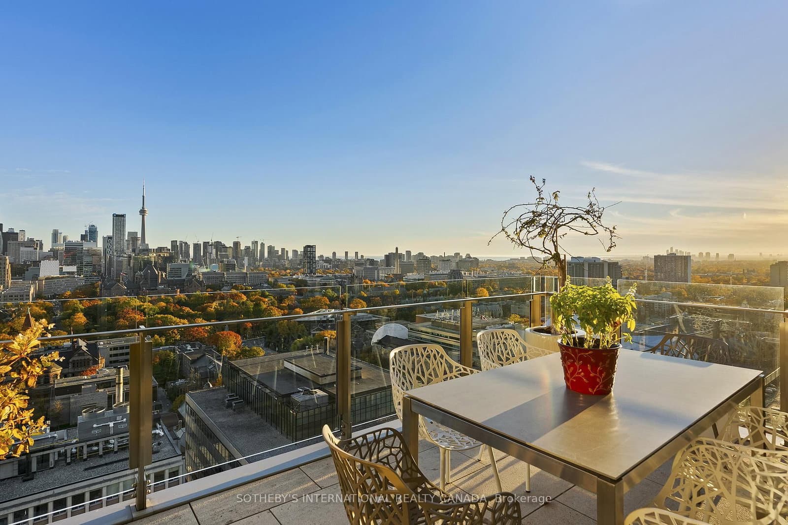 155 Cumberland Street, Unit 1700 thumbnail 11