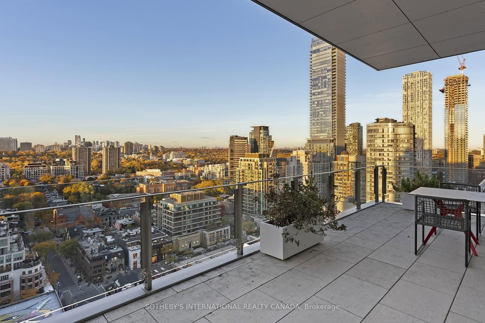 155 Cumberland Street, Unit 1700 thumbnail 15