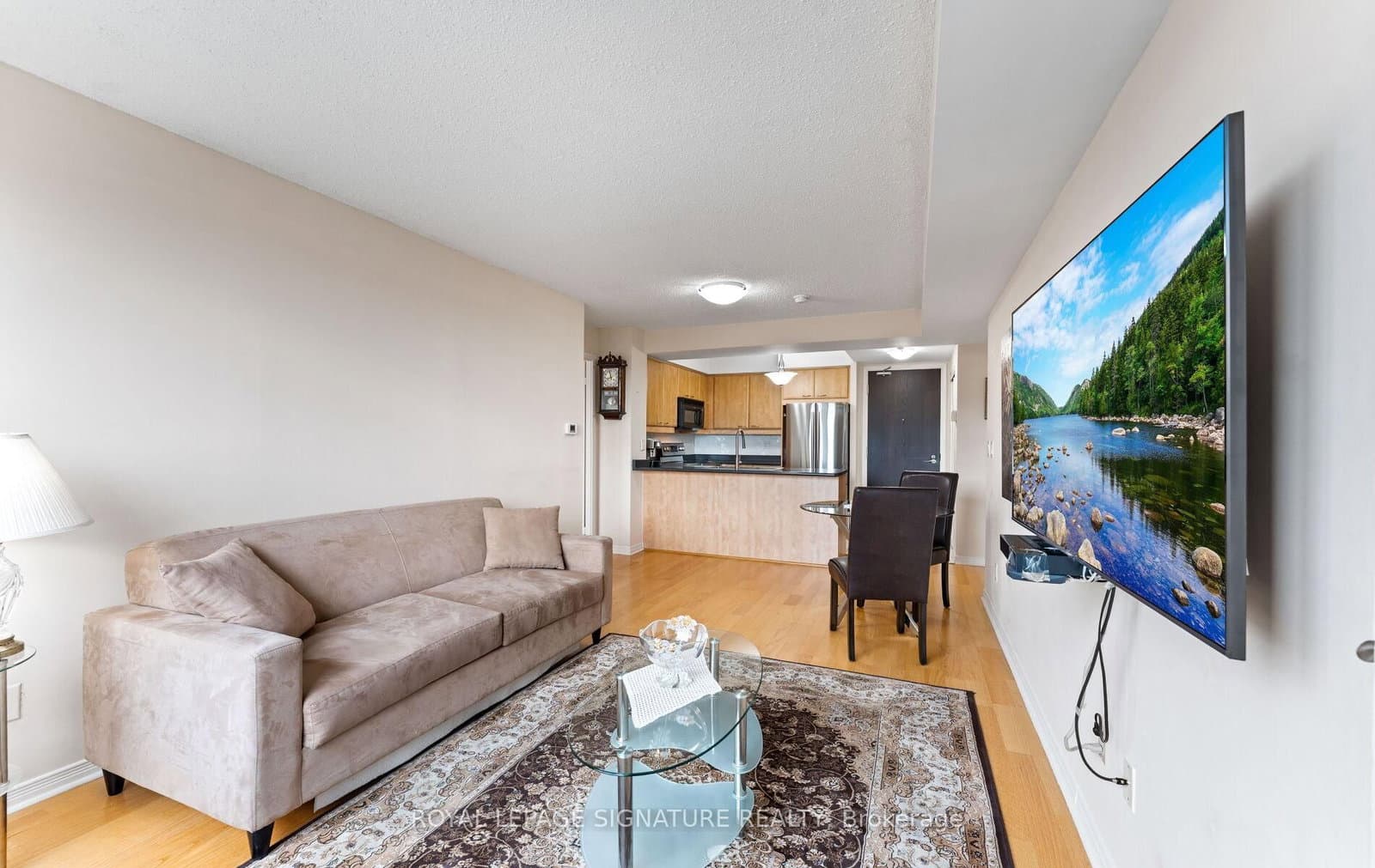 205 The Donway W, Unit 406 thumbnail 15