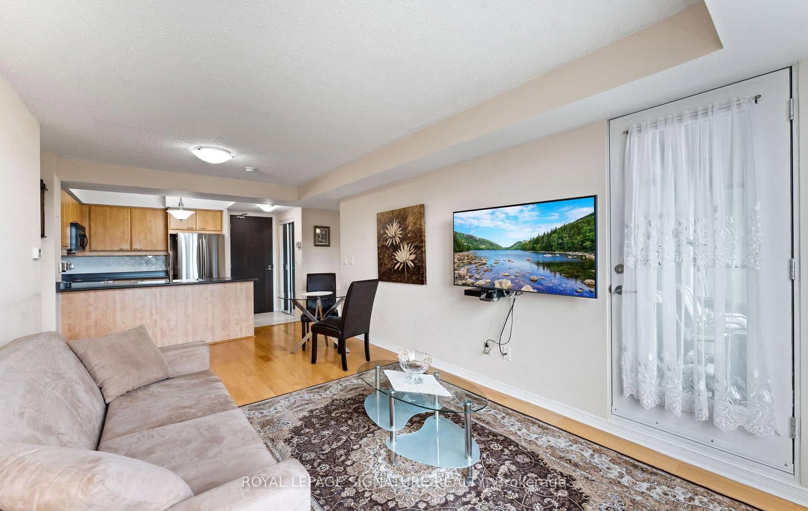 205 The Donway W, Unit 406 thumbnail 17