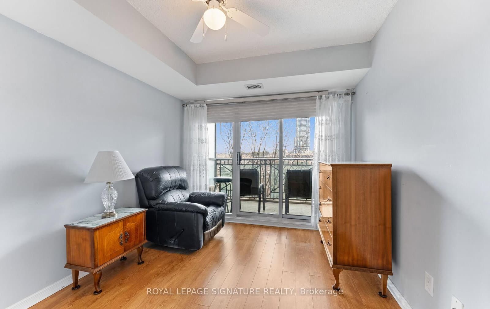 205 The Donway W, Unit 406 thumbnail 34