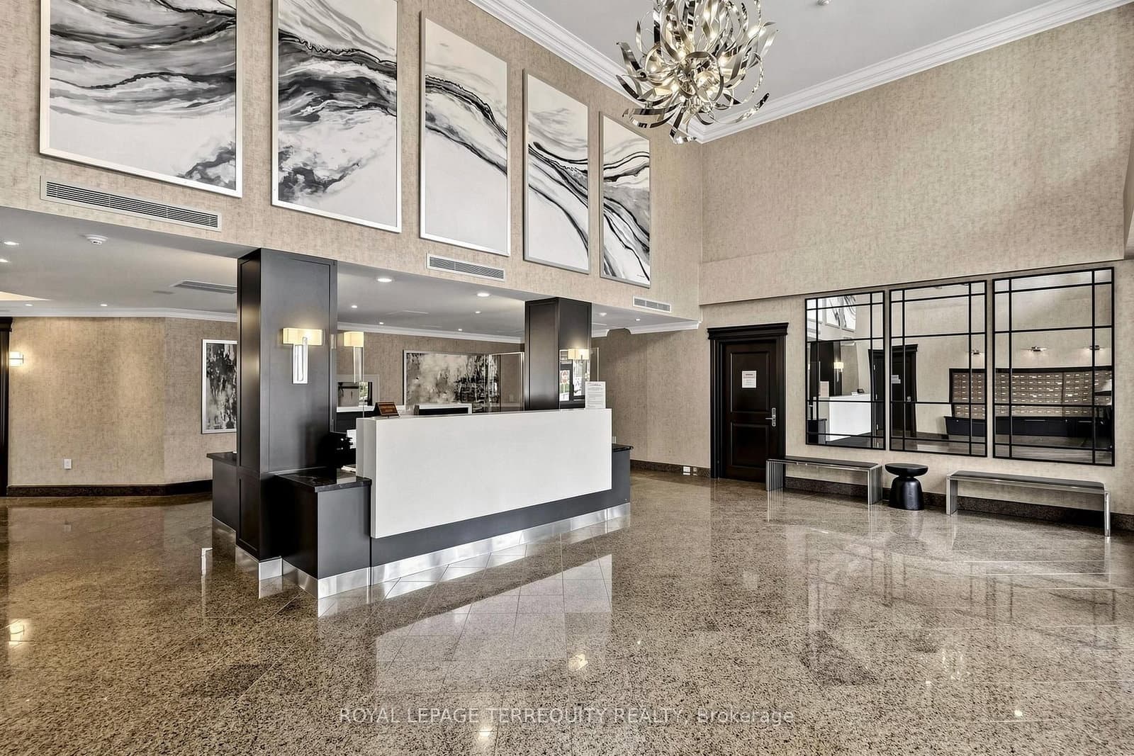 2 Clairtrell Road, Unit LPH 1 thumbnail 2
