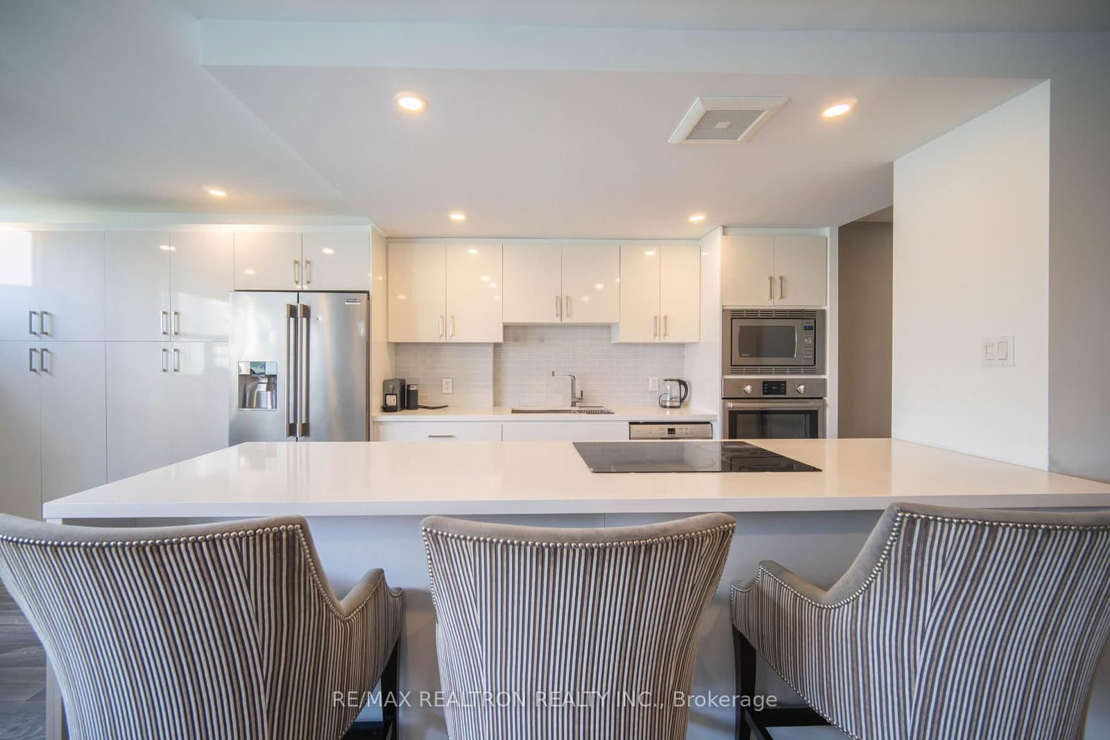 60 Montclair Avenue, Unit 506 thumbnail 15