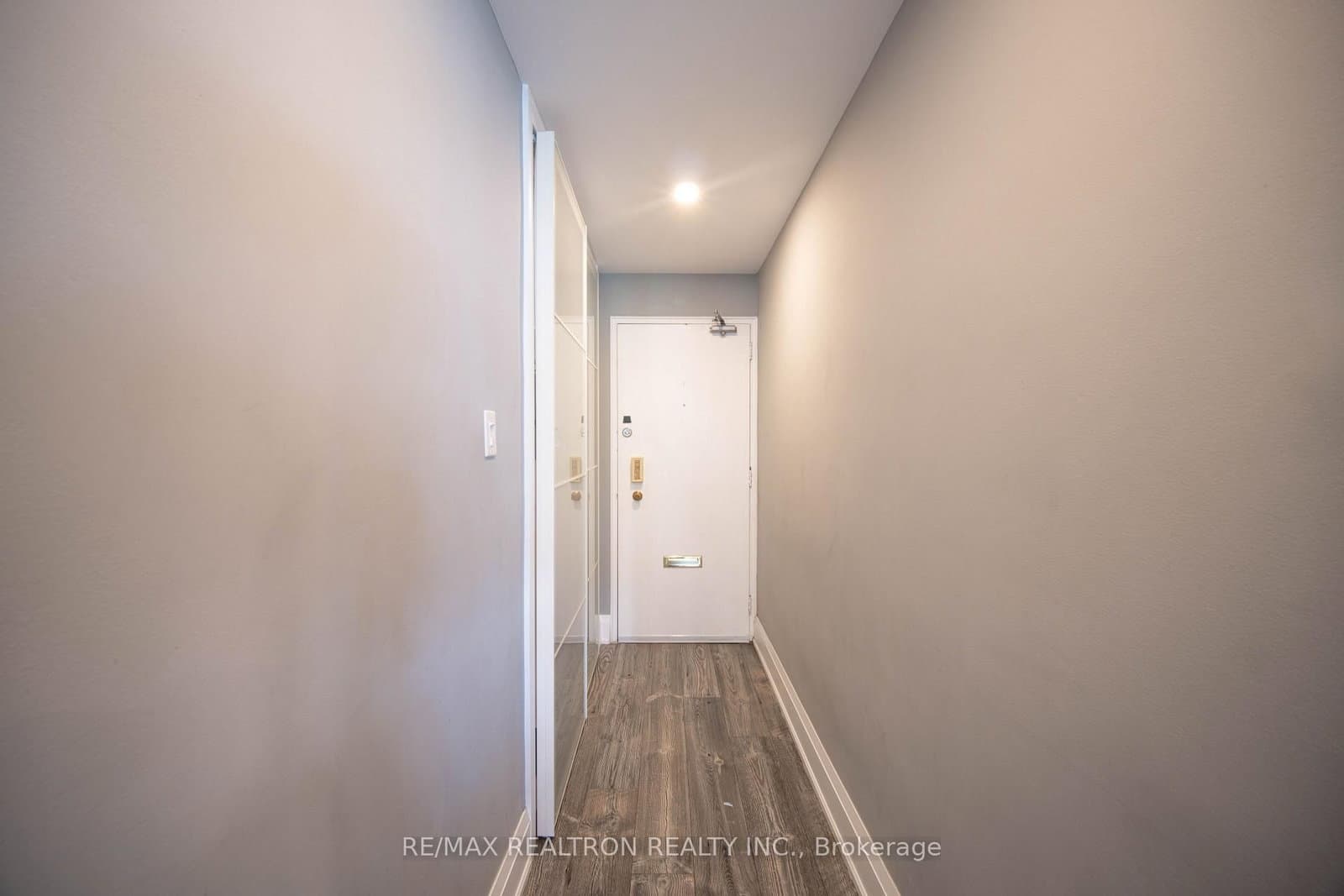 60 Montclair Avenue, Unit 506 thumbnail 9