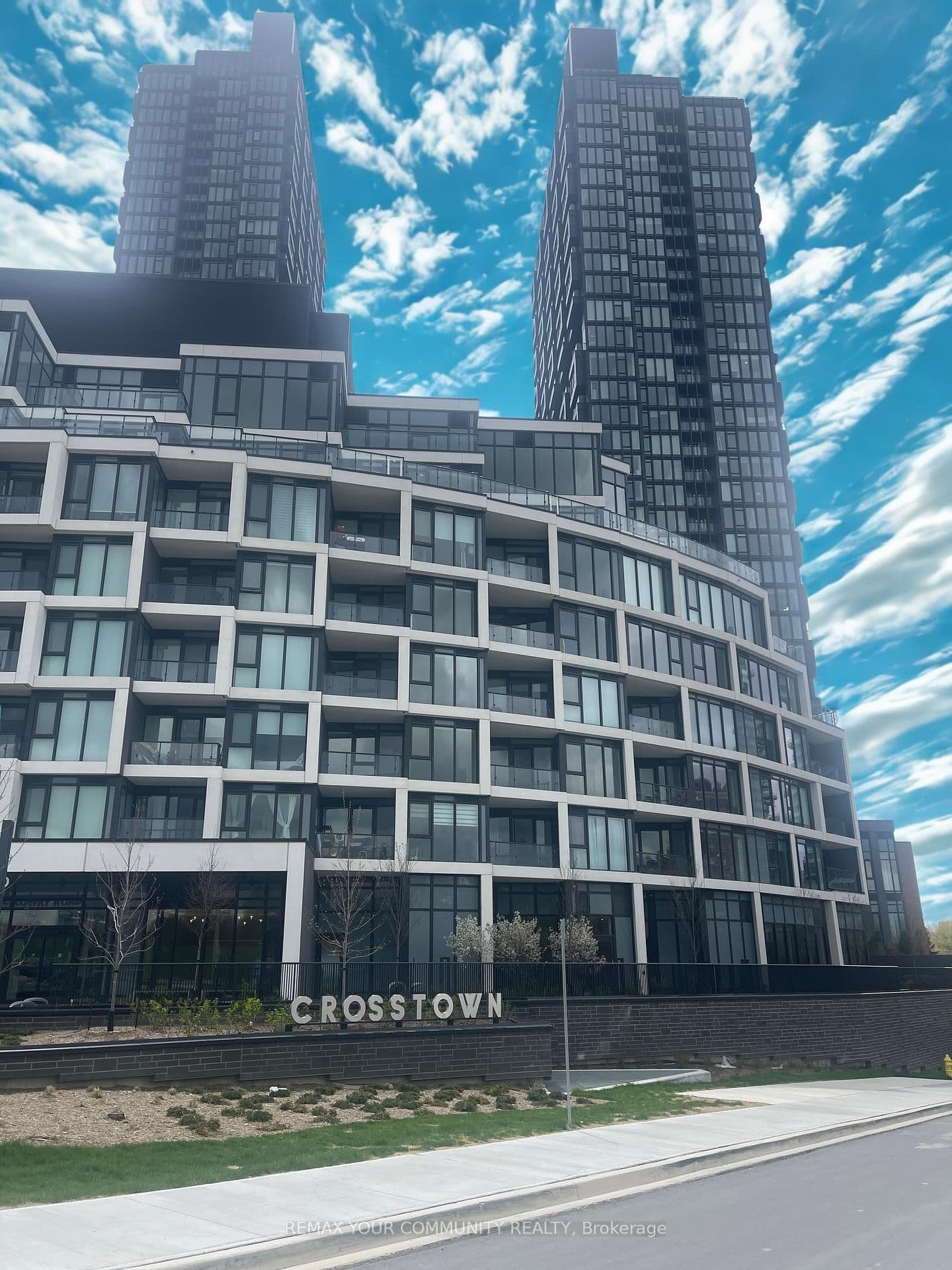 1 Quarrington Lane, Unit 3002 - Image 1