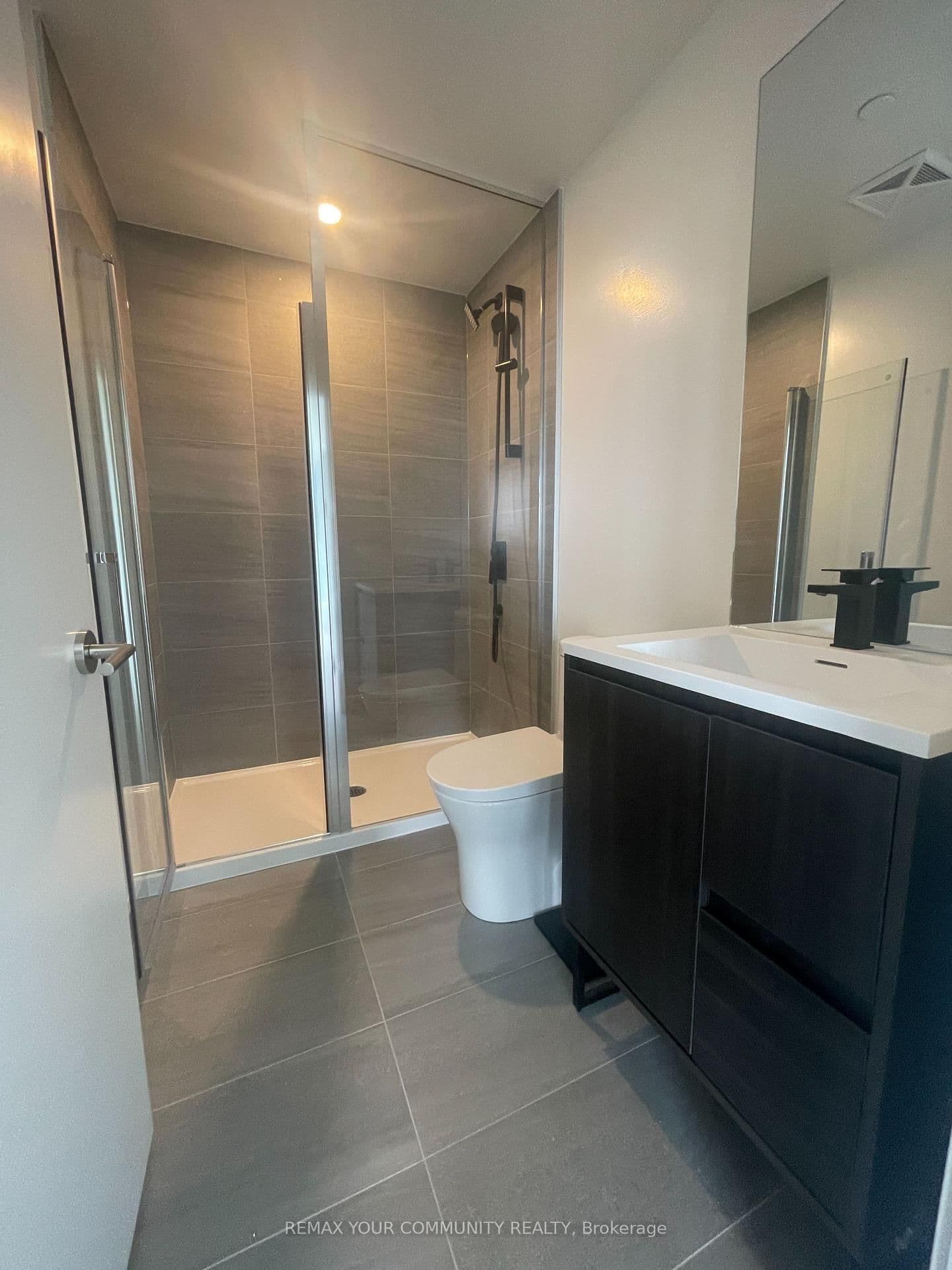 1 Quarrington Lane, Unit 3002 thumbnail 11