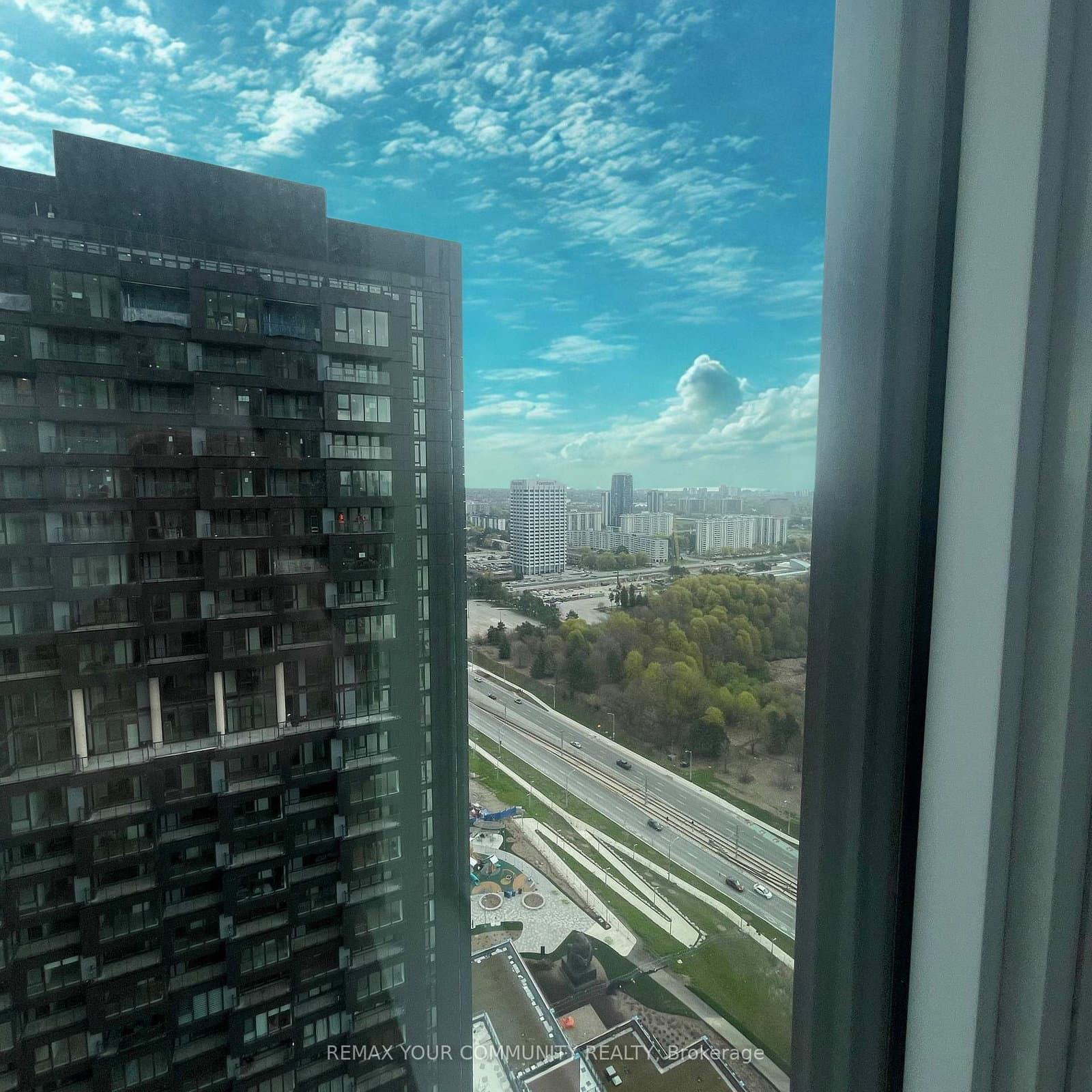 1 Quarrington Lane, Unit 3002 thumbnail 12