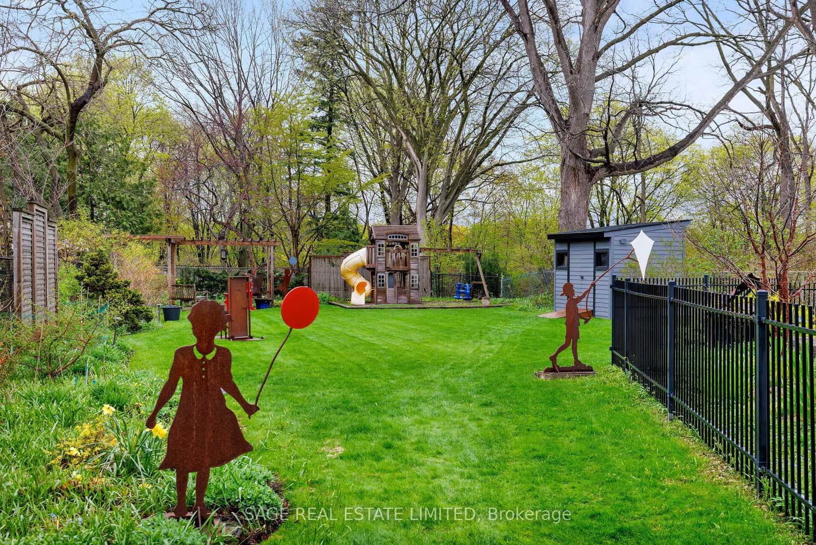 124 Blythwood Road thumbnail 13
