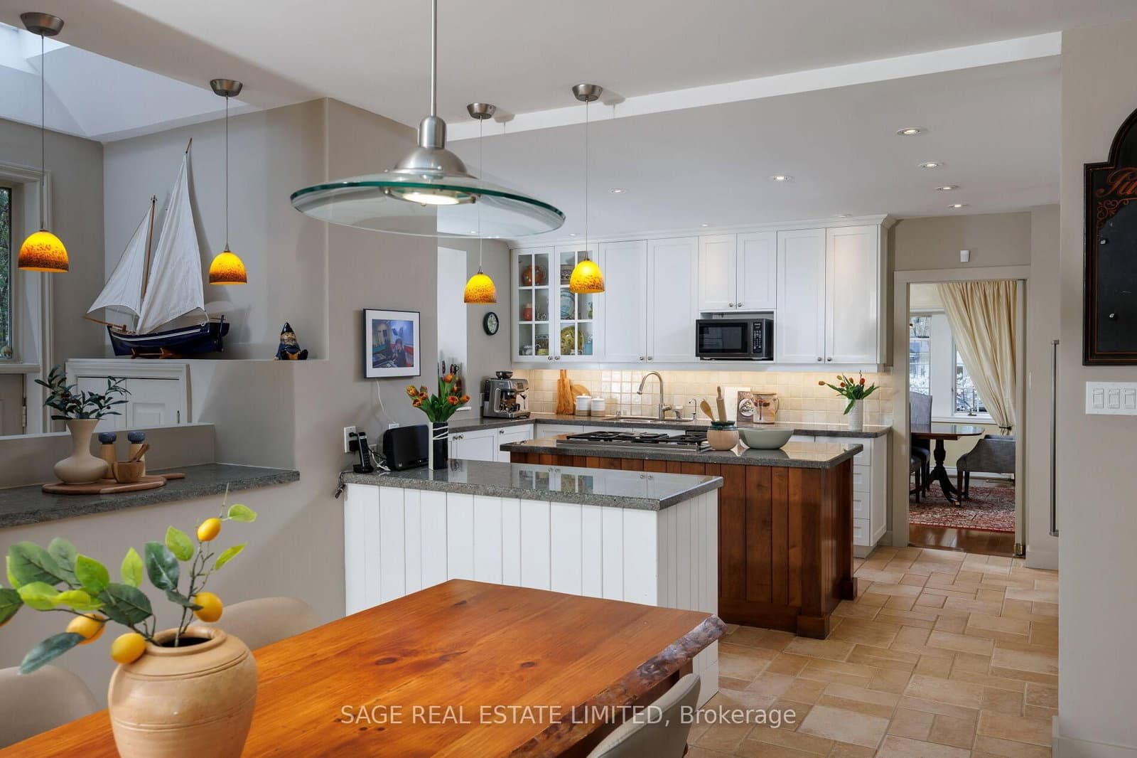 124 Blythwood Road thumbnail 17