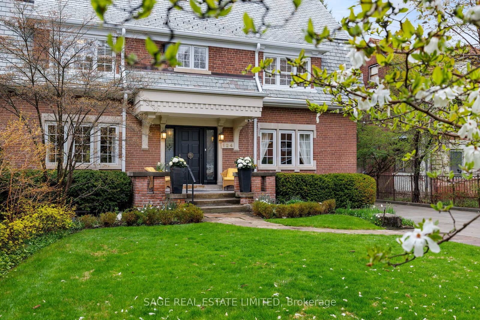 124 Blythwood Road thumbnail 2