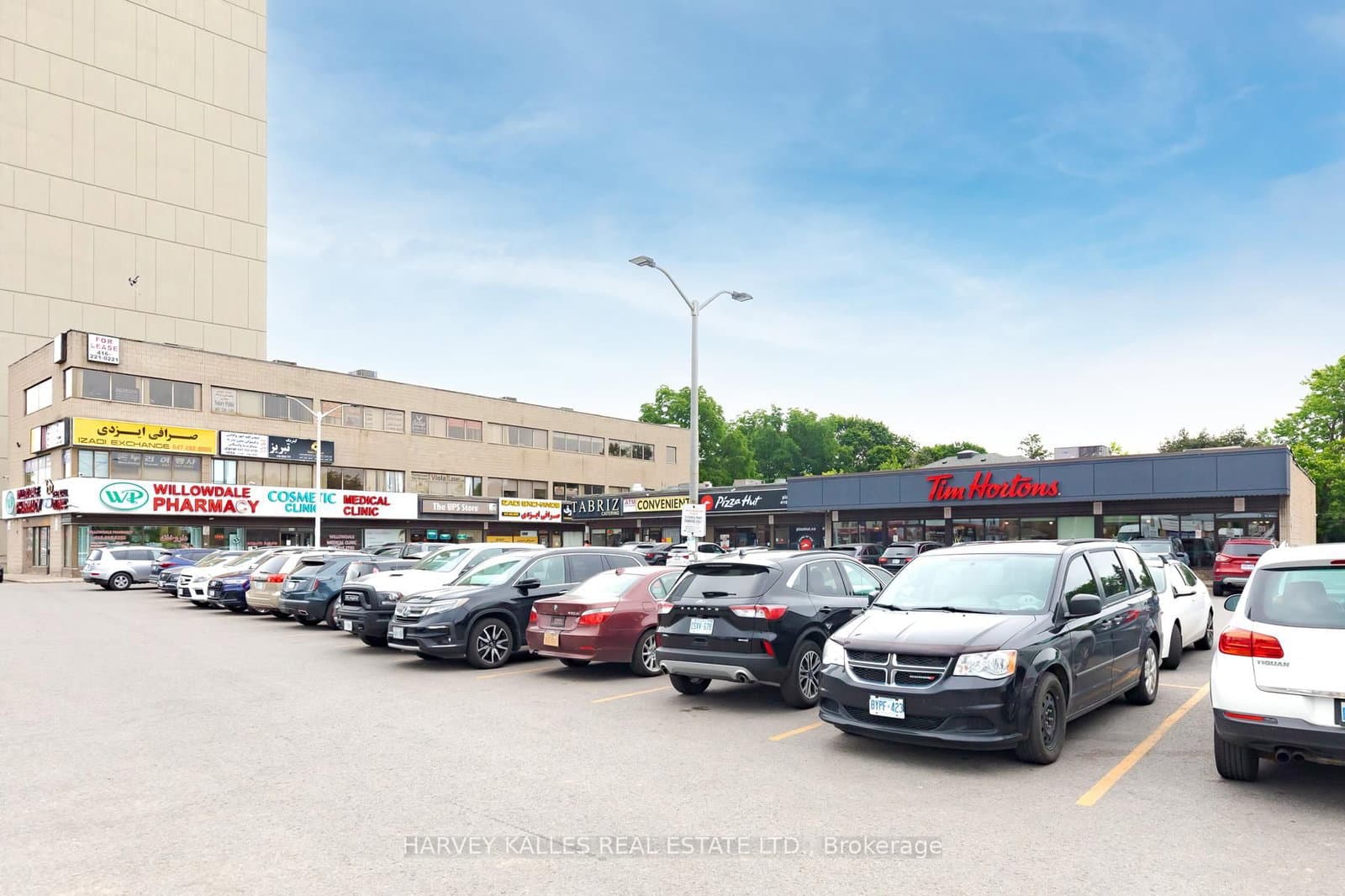 6011 Yonge Street thumbnail 3