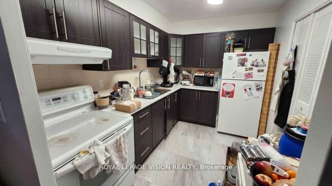 20 Edgecliff Golfway, Unit 1202 thumbnail 14