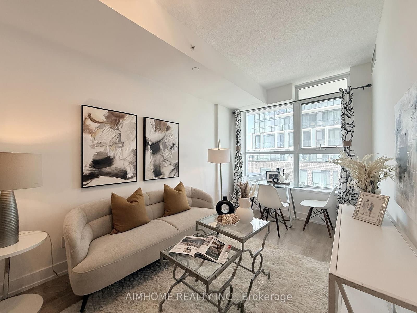 150 Fairview Mall Drive, Unit 504 thumbnail 9