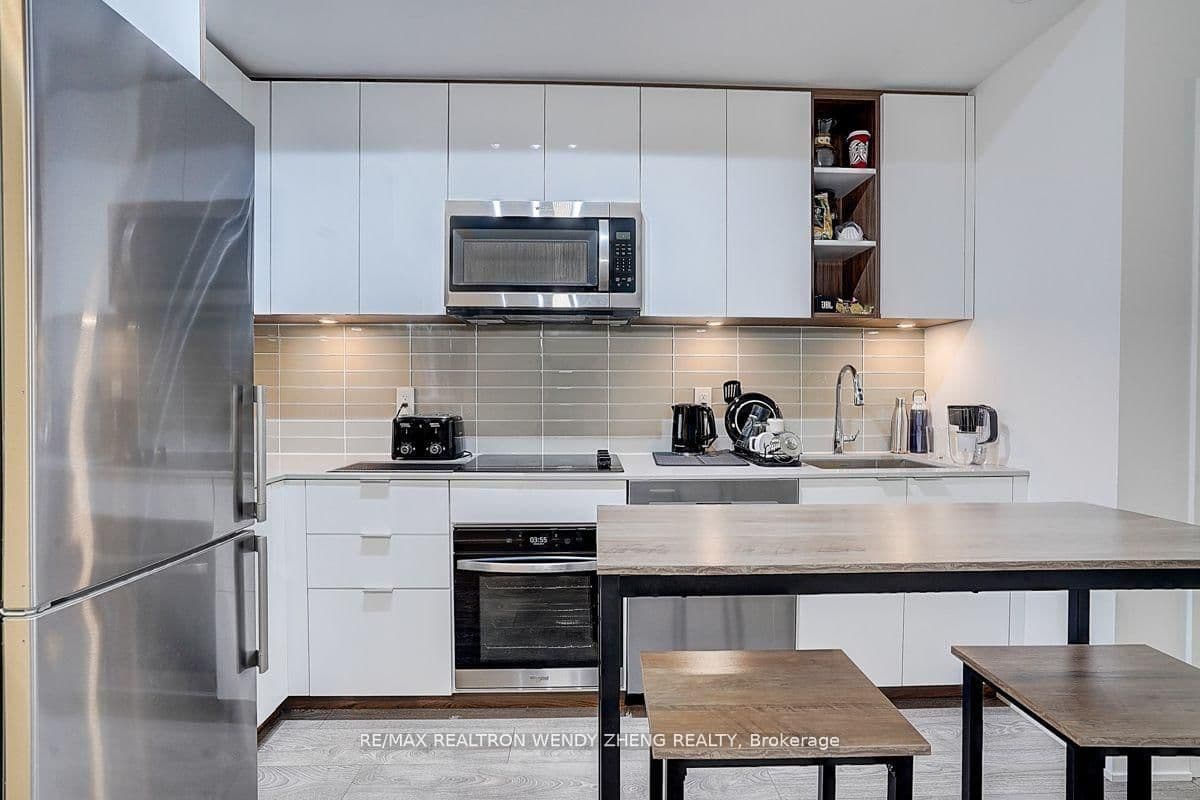 543 Richmond Street W, Unit 307 thumbnail 10