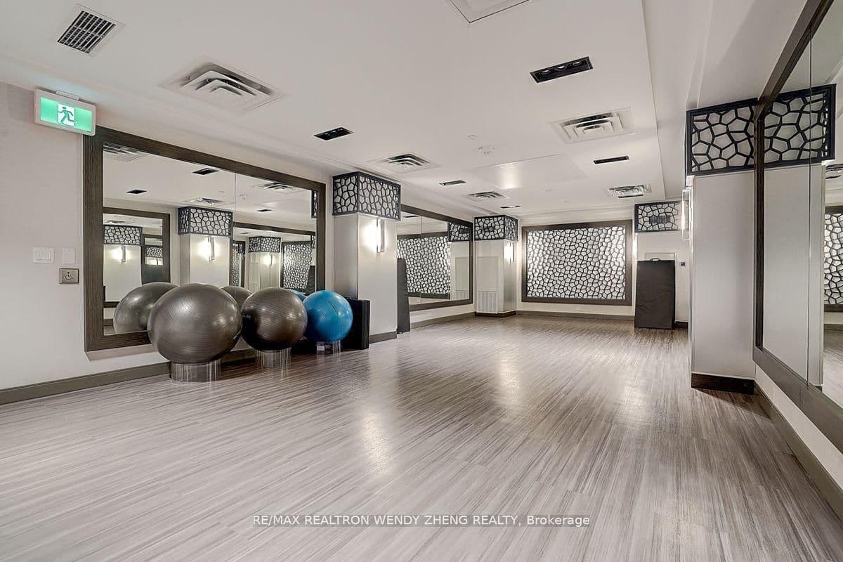 543 Richmond Street W, Unit 307 thumbnail 35