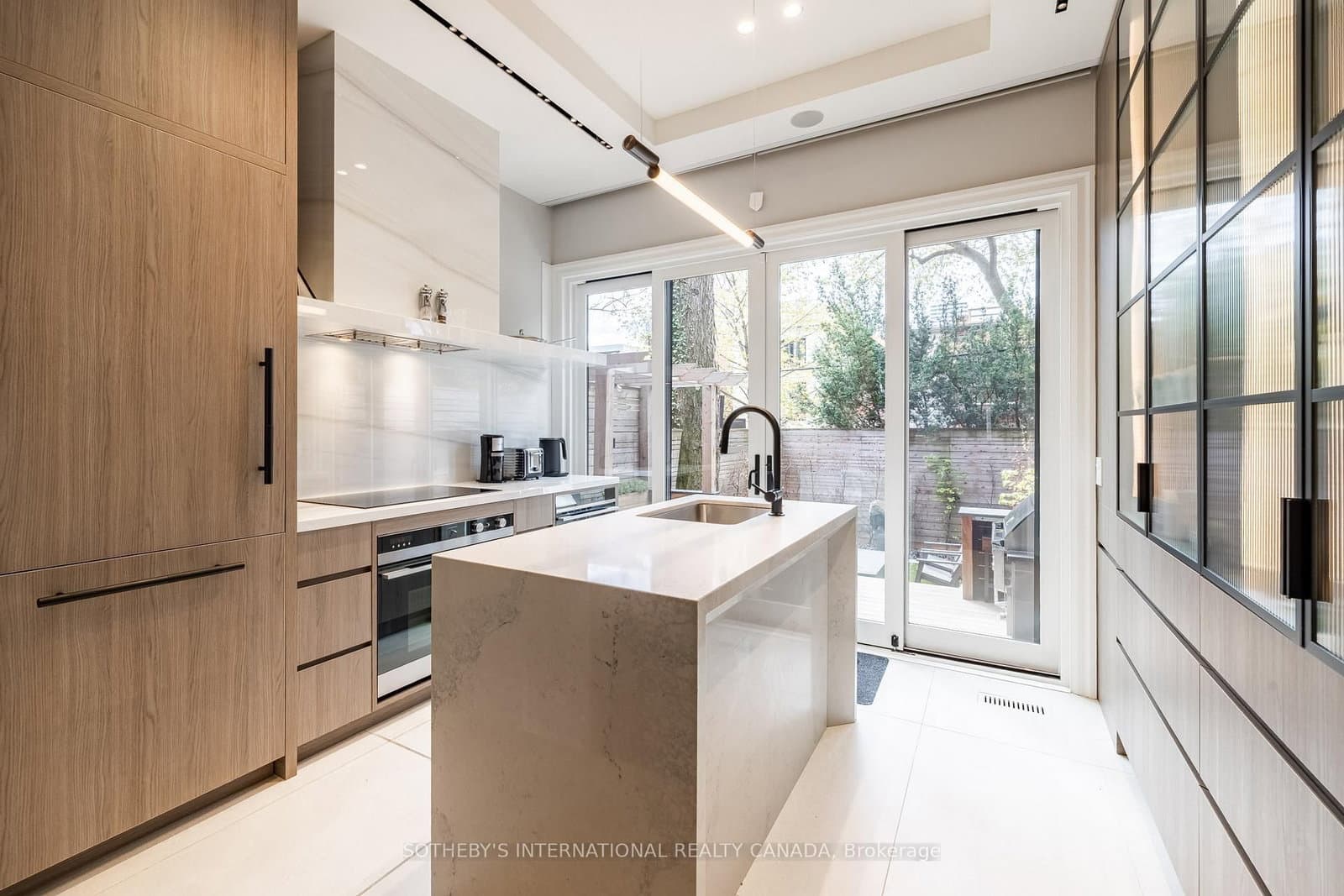 33 Tranby Avenue thumbnail 13