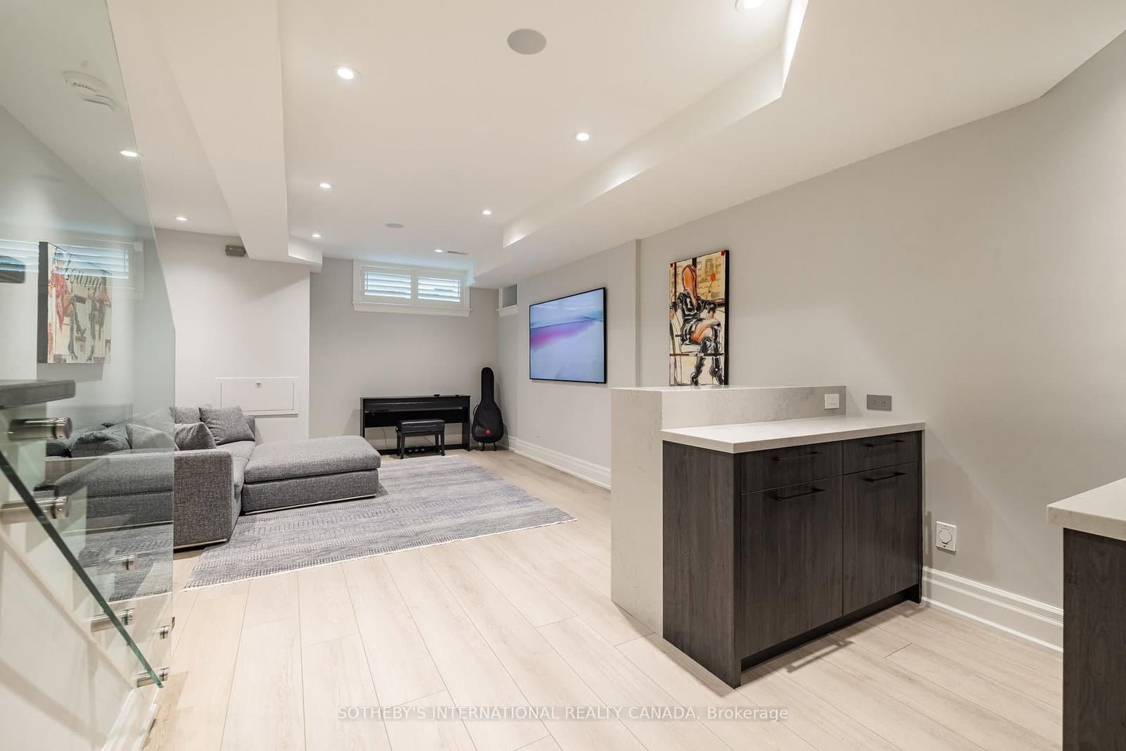 33 Tranby Avenue thumbnail 26