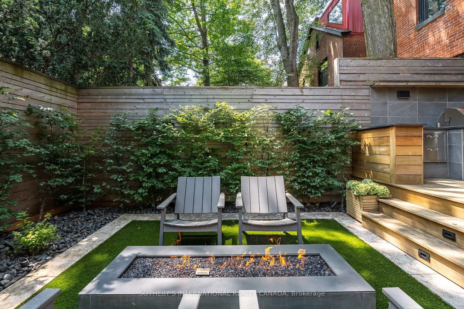 33 Tranby Avenue thumbnail 37