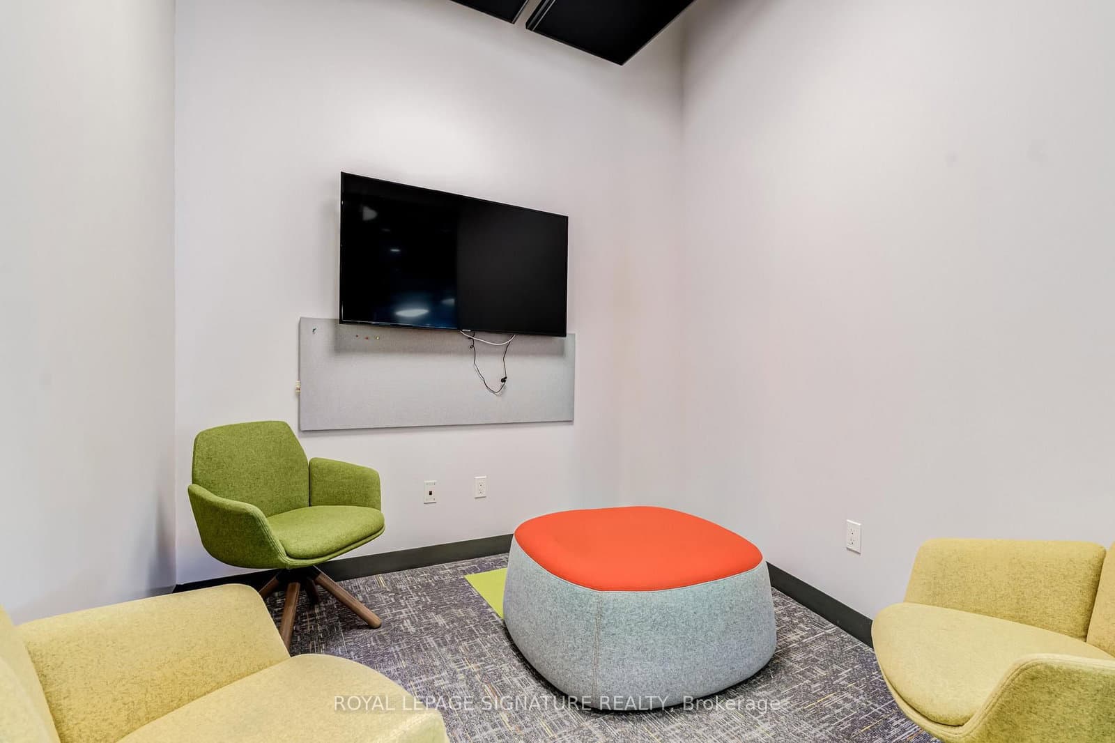 130 Queens Quay E, Unit 701-703 thumbnail 35