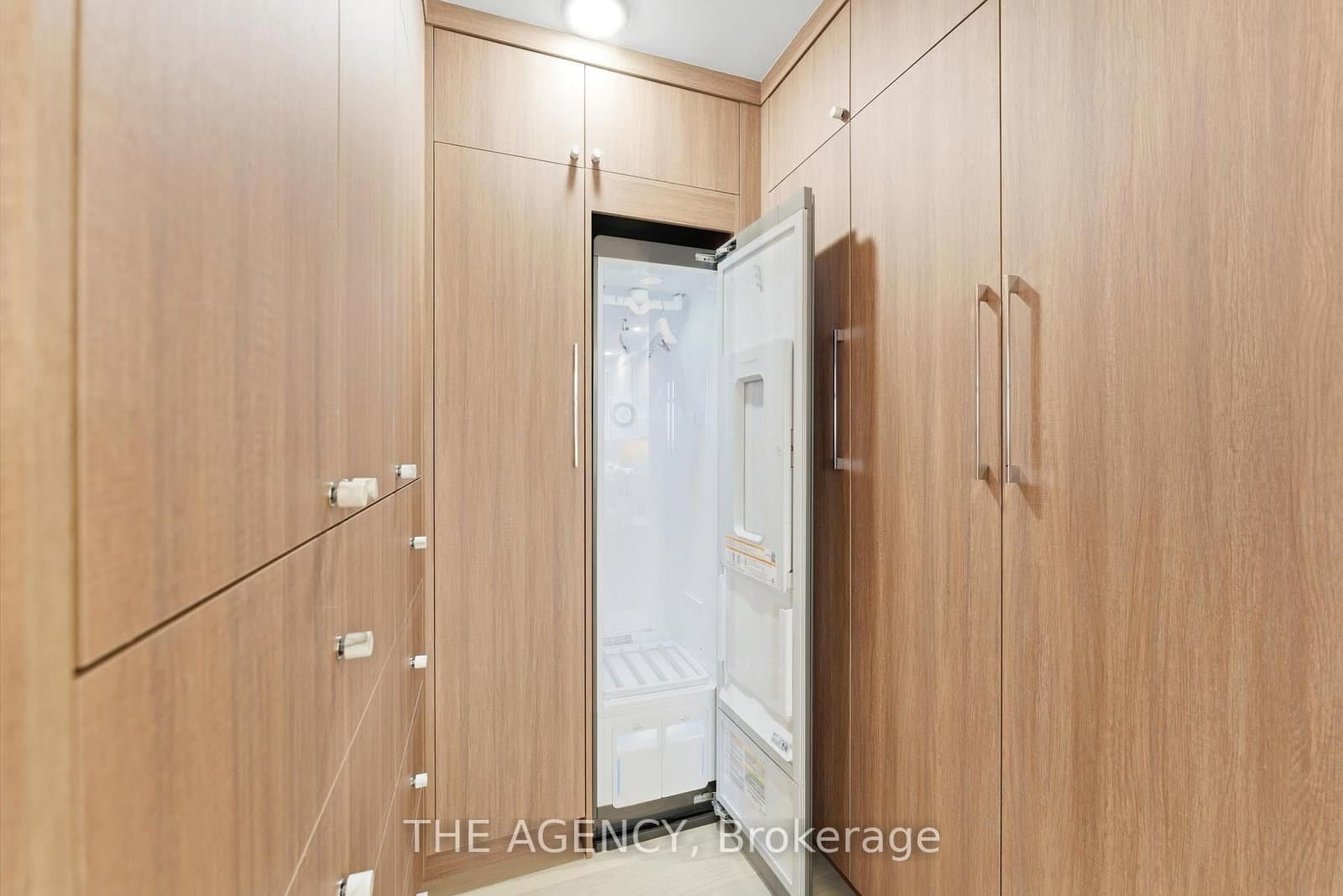 900 Yonge Street, Unit 902 thumbnail 29