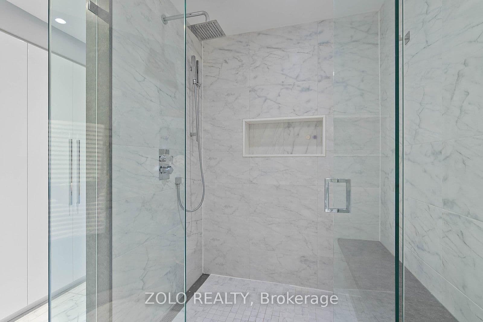 55 Lombard Street, Unit 302 thumbnail 27