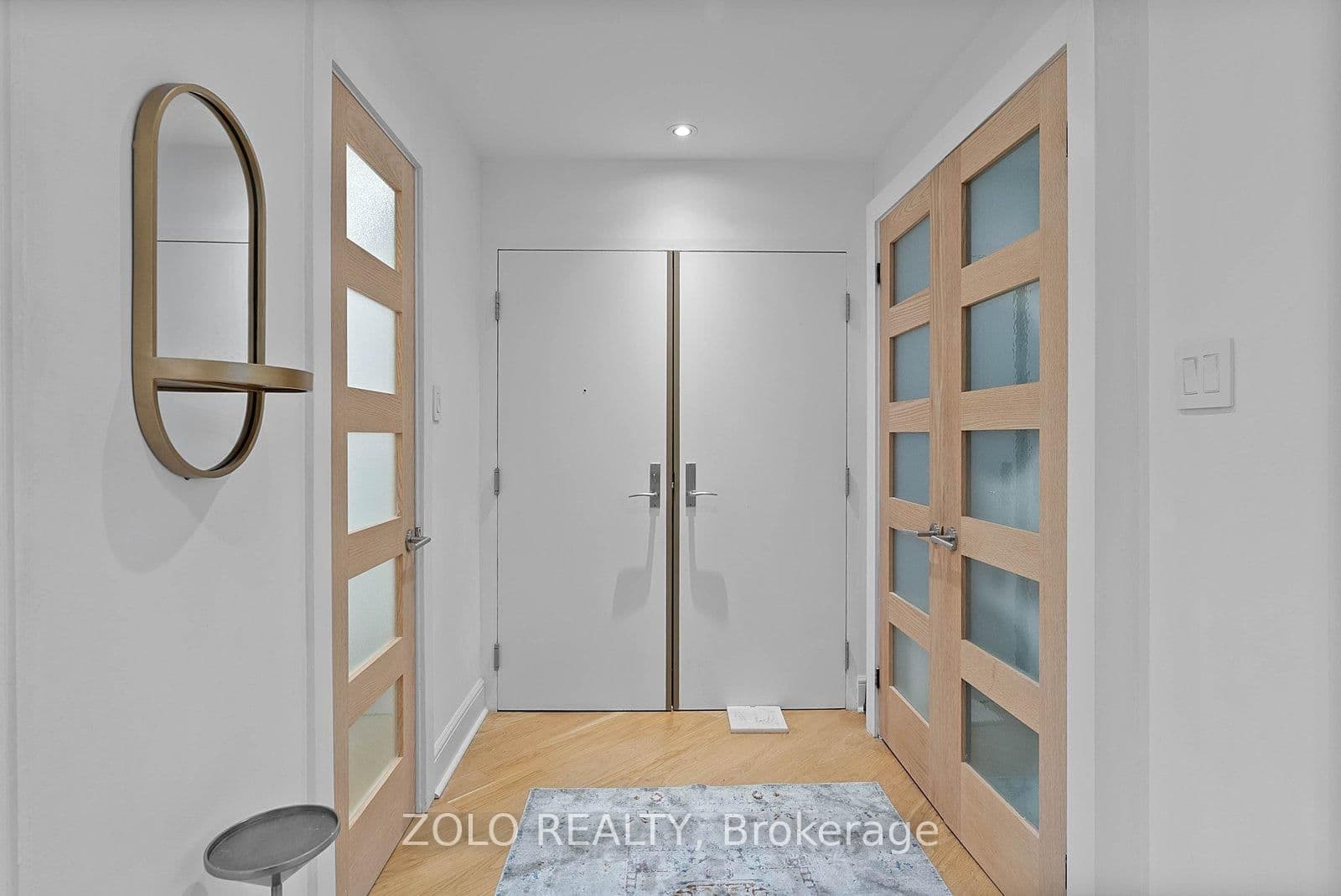 55 Lombard Street, Unit 302 thumbnail 3