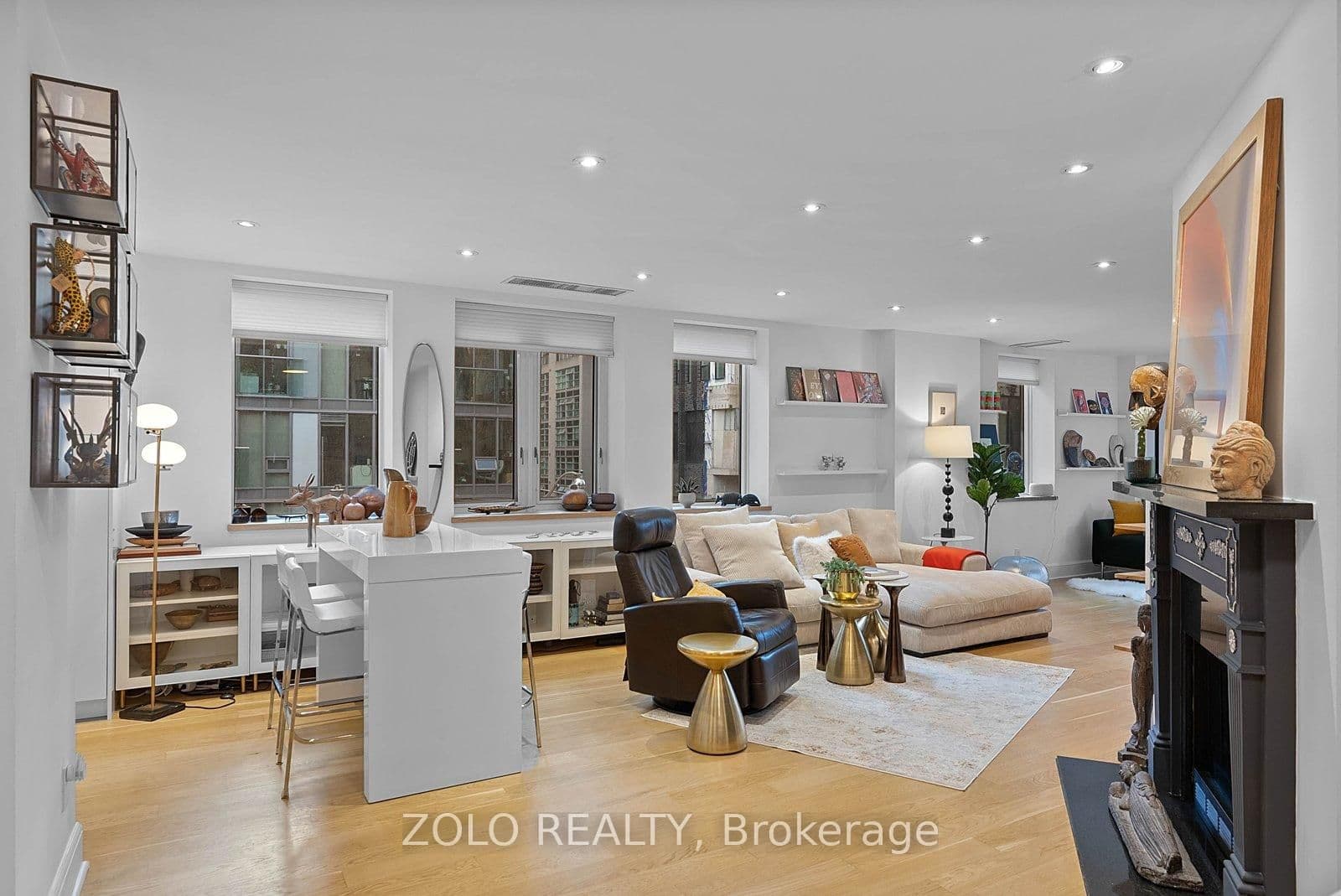 55 Lombard Street, Unit 302 thumbnail 4