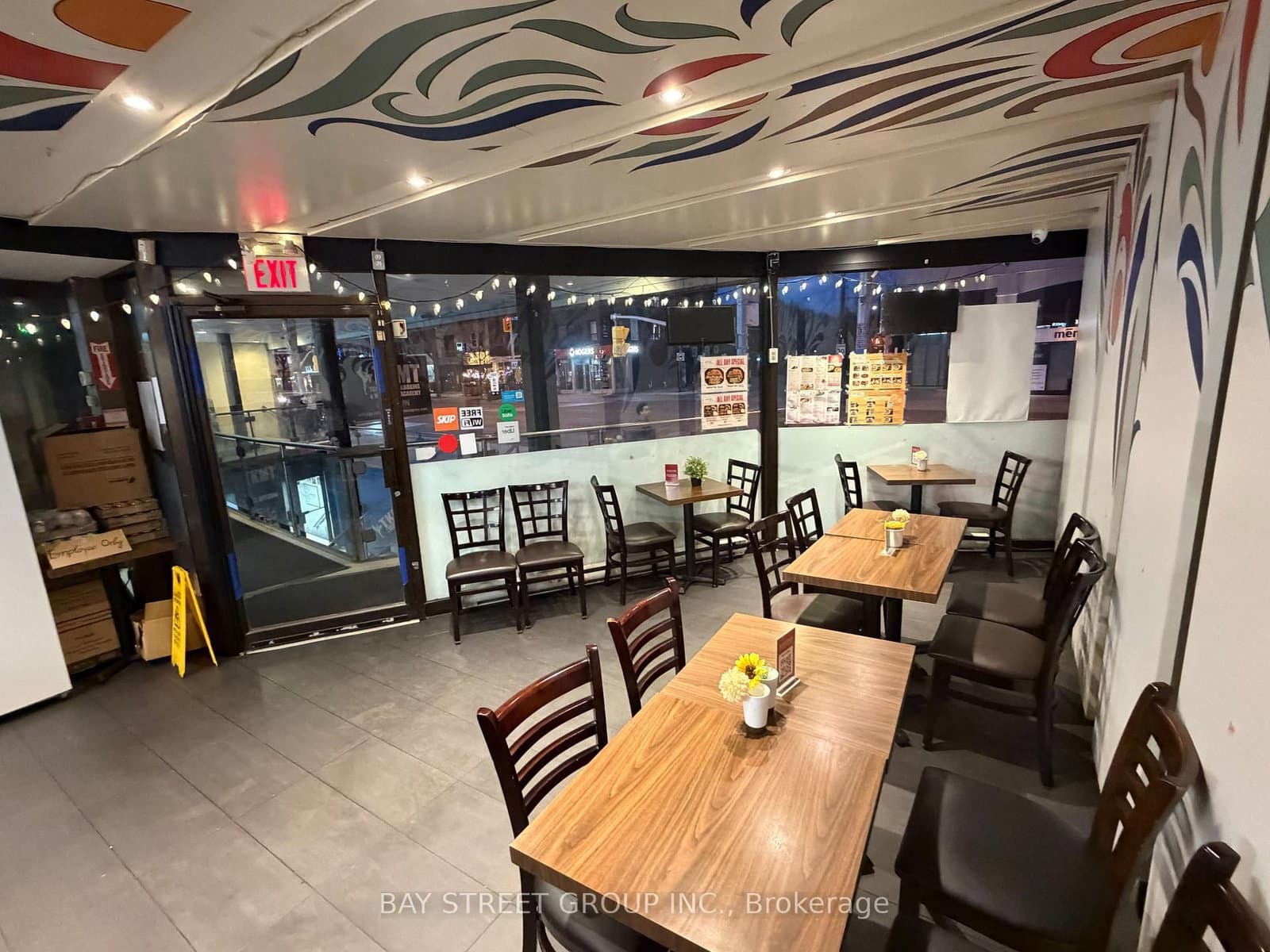 1992 Yonge Street, Unit 101 thumbnail 2