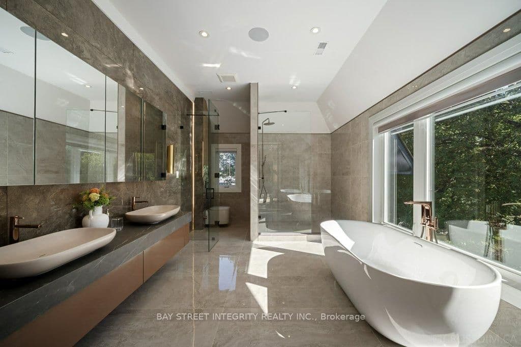 207 Ellerslie Avenue thumbnail 15