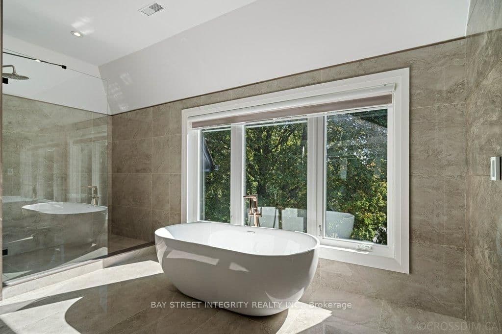 207 Ellerslie Avenue thumbnail 16