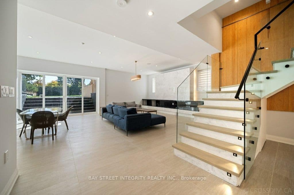 207 Ellerslie Avenue thumbnail 25