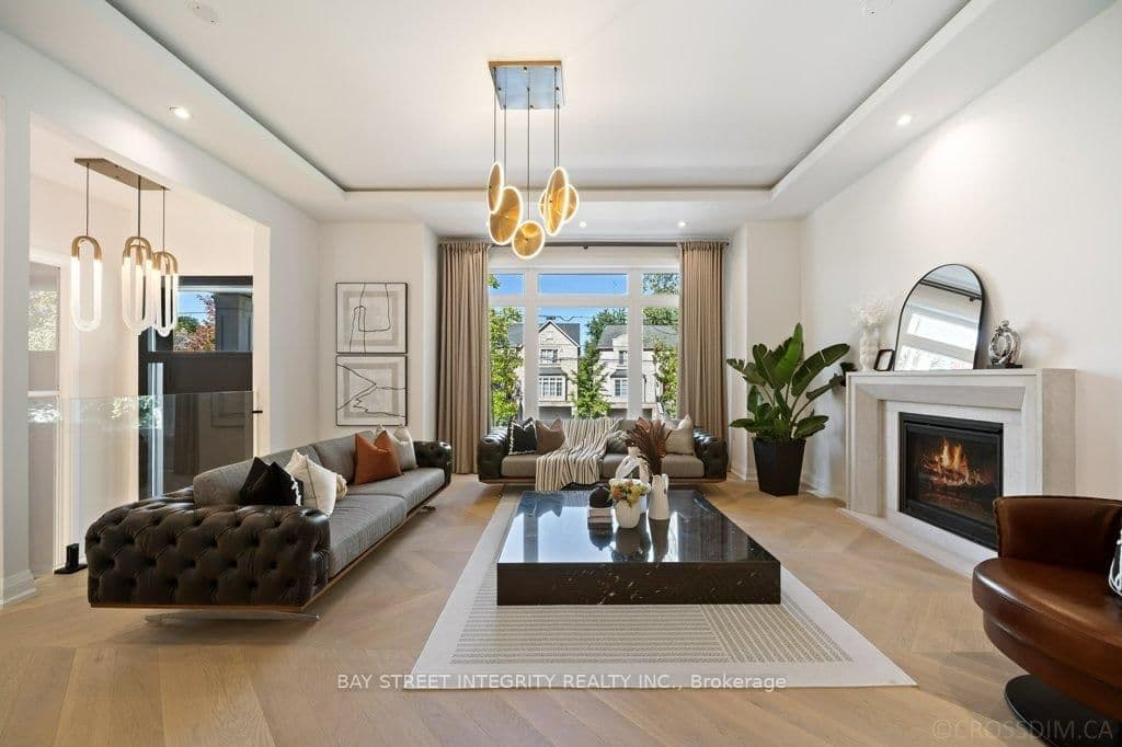 207 Ellerslie Avenue thumbnail 4