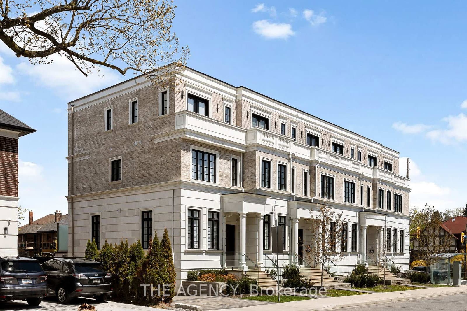 1202 Avenue Road thumbnail 2