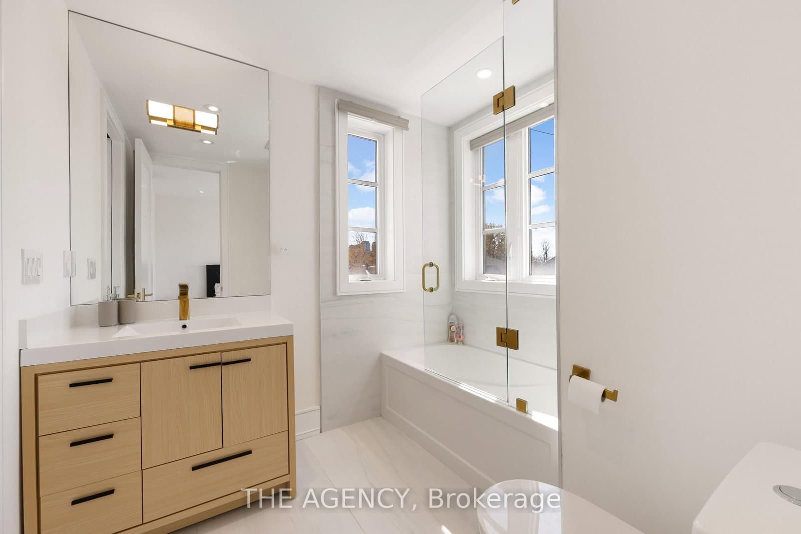 1202 Avenue Road thumbnail 24