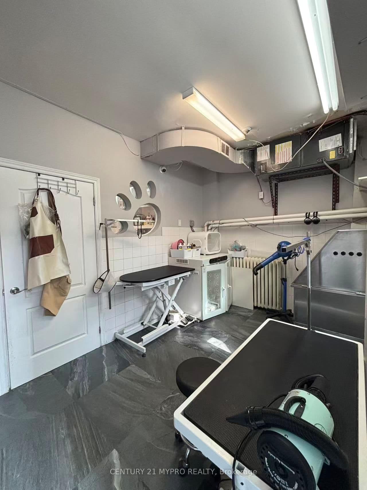 3232 Yonge Street, Unit Main thumbnail 10