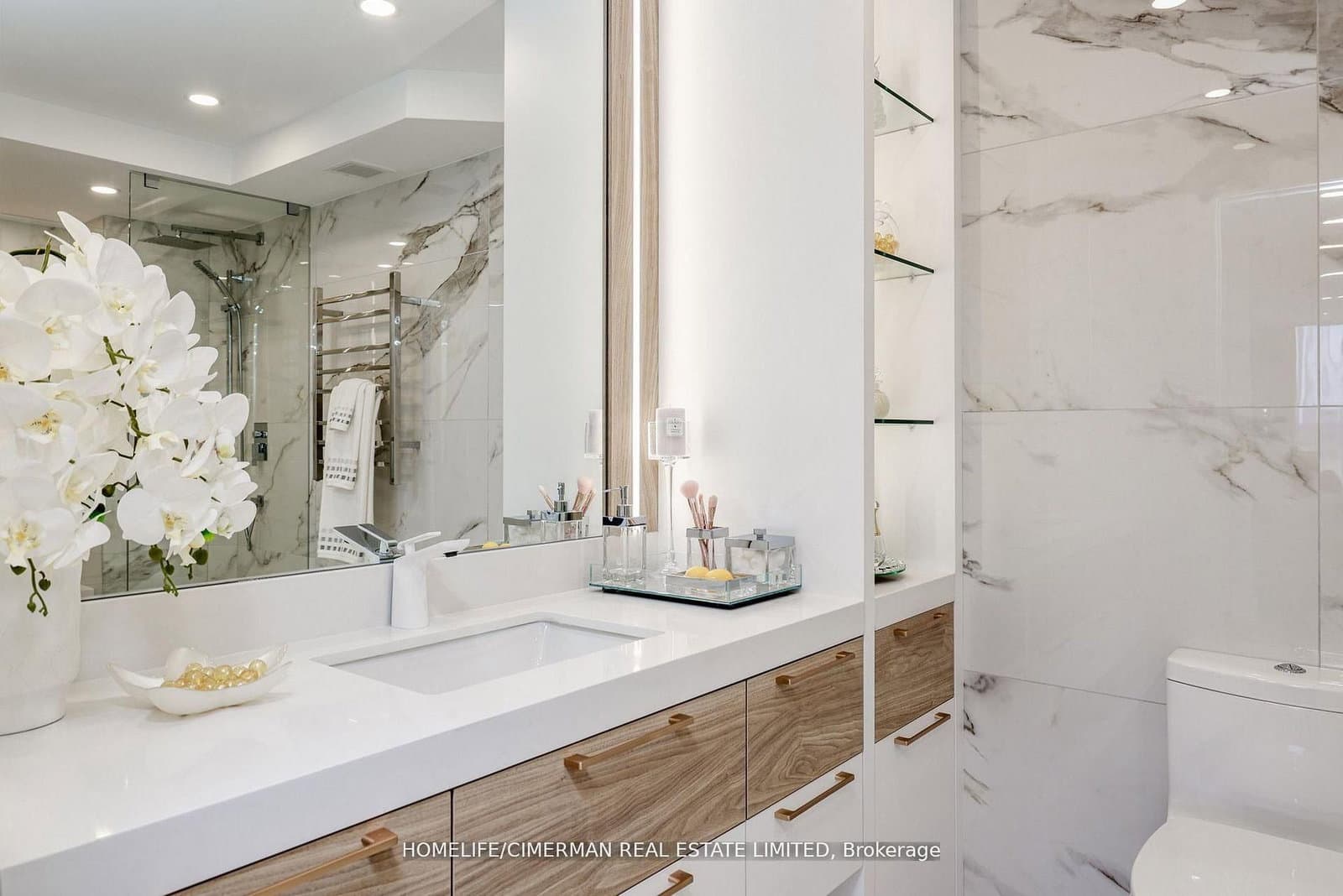 240 Heath Street W, Unit 1002 thumbnail 35